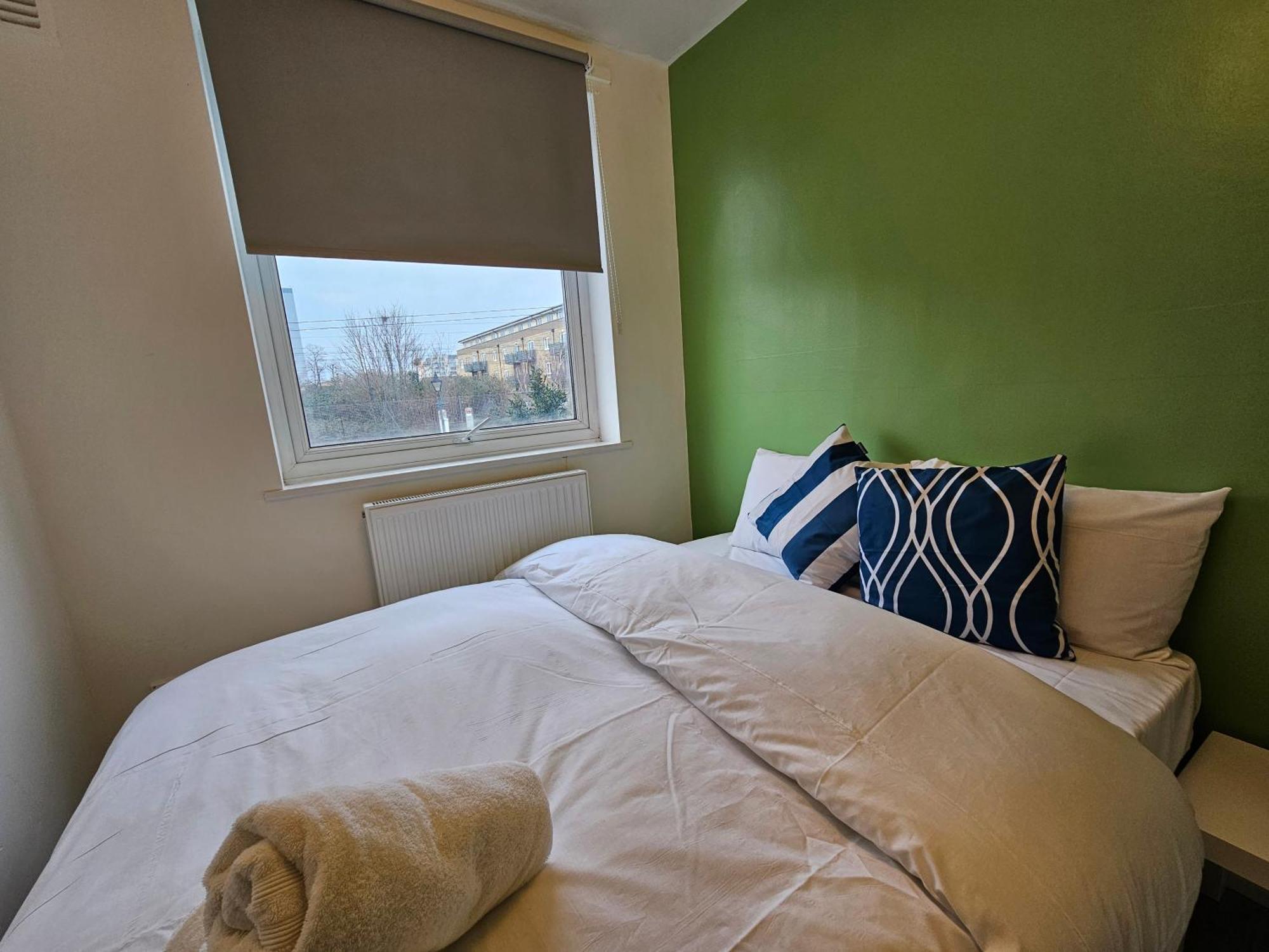 London Mile End Rooms Londres Exterior foto