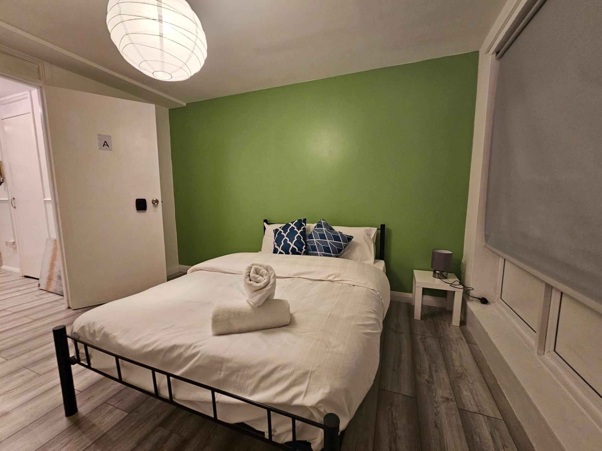 London Mile End Rooms Londres Exterior foto