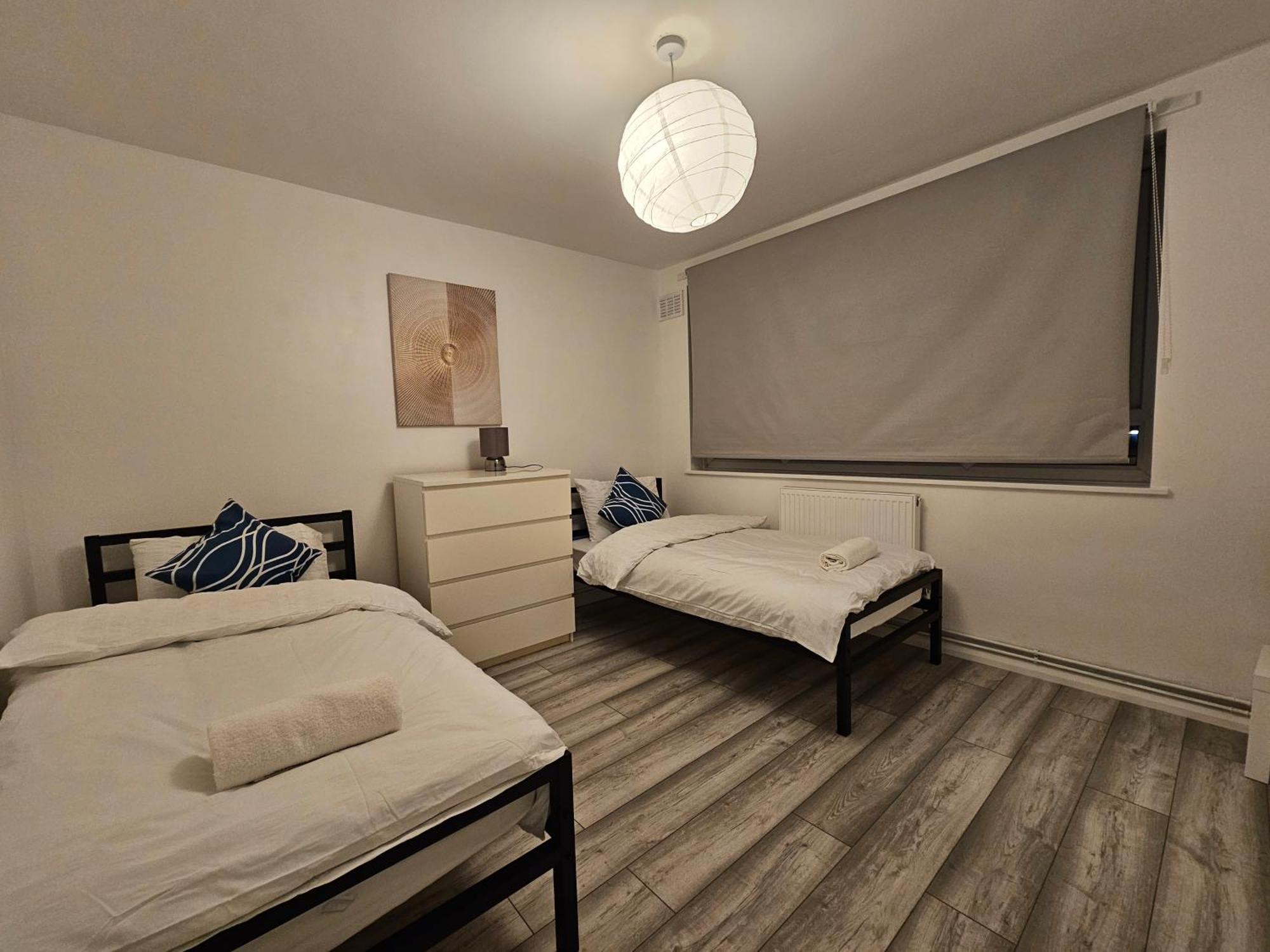 London Mile End Rooms Londres Exterior foto