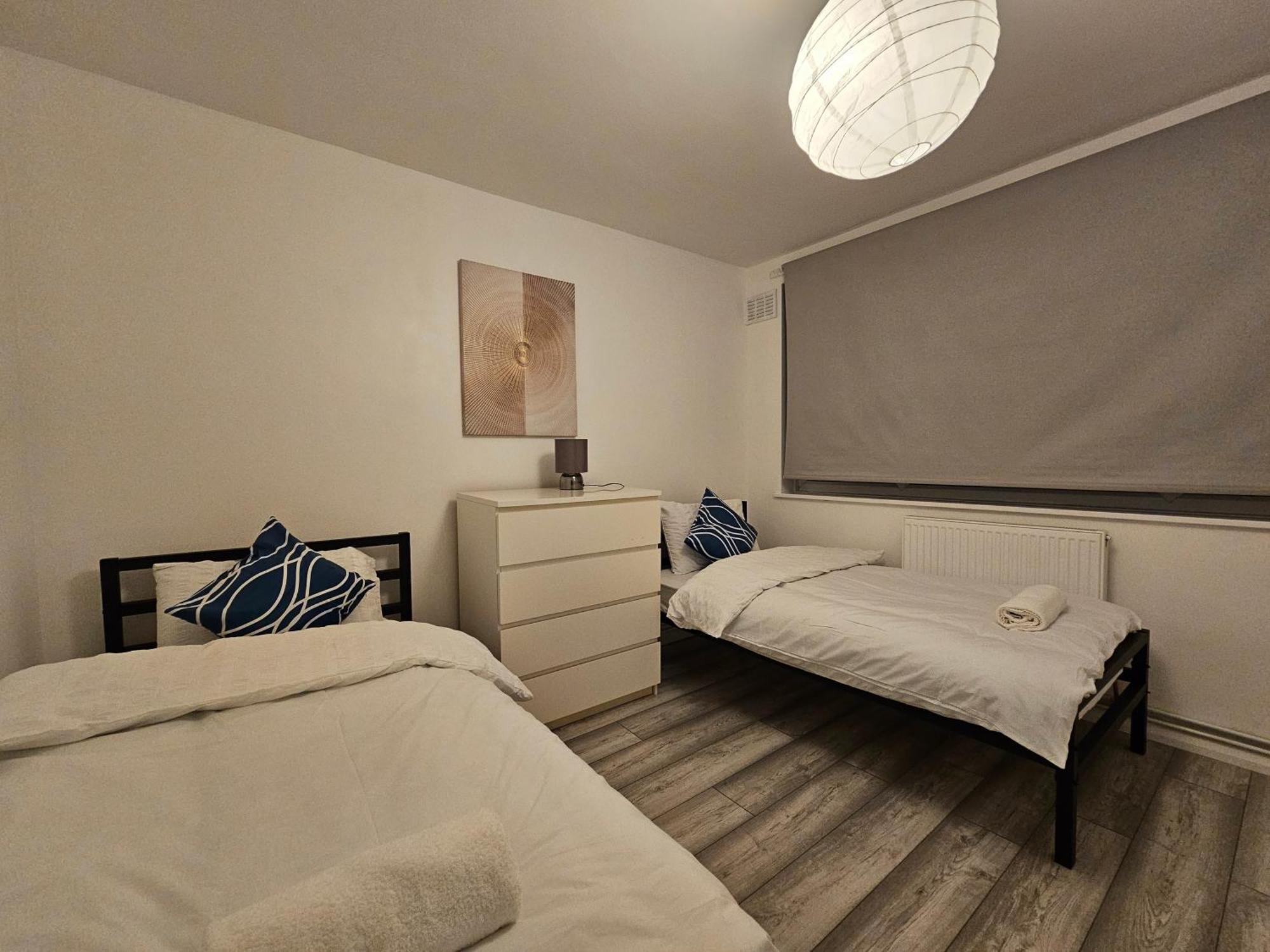London Mile End Rooms Londres Exterior foto